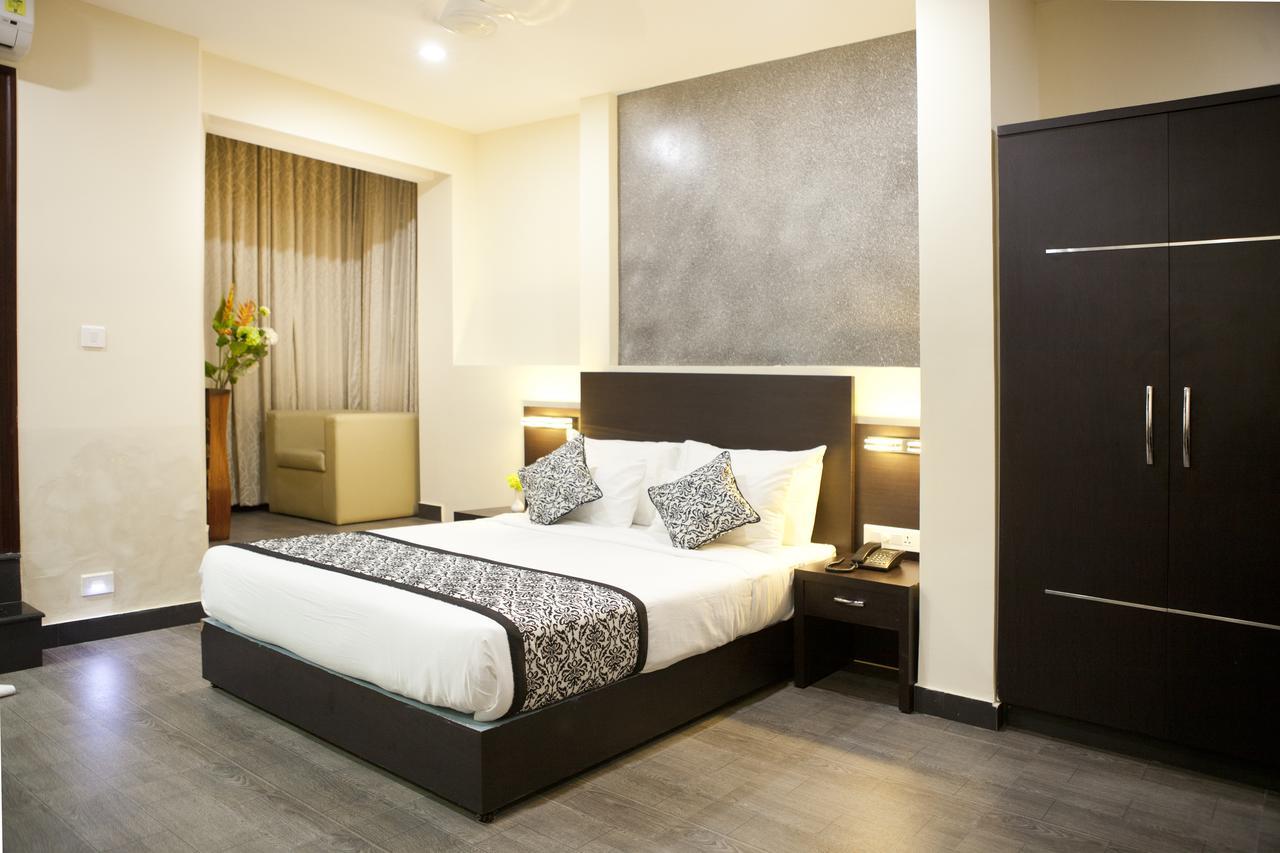 Comfy Luxury Hotel Bangalore Extérieur photo