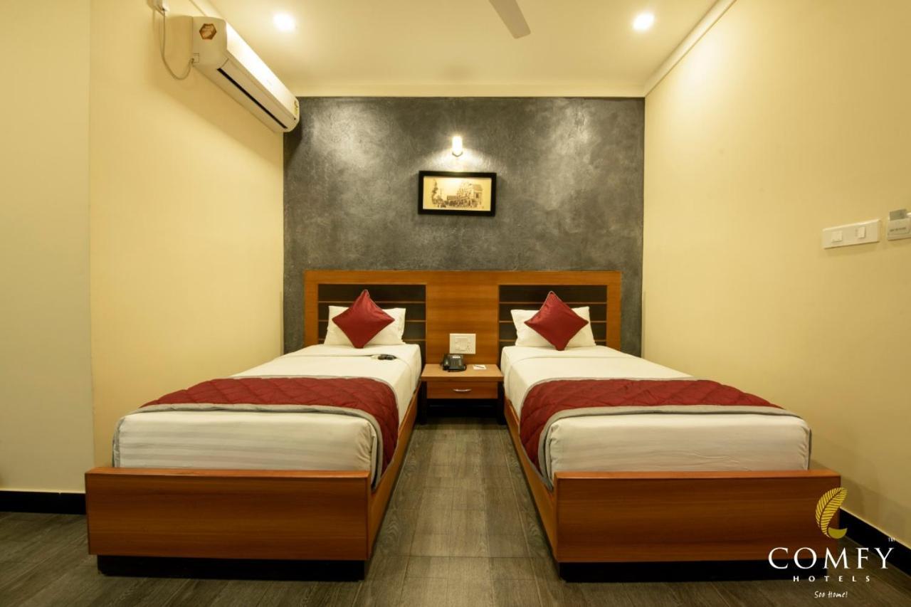 Comfy Luxury Hotel Bangalore Extérieur photo