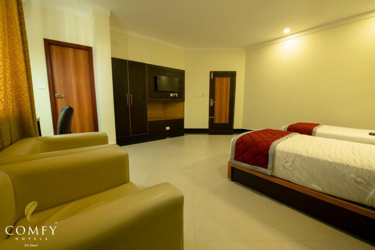 Comfy Luxury Hotel Bangalore Extérieur photo
