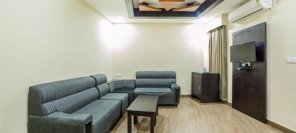 Comfy Luxury Hotel Bangalore Extérieur photo